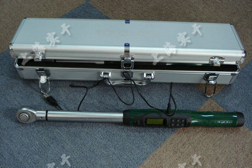 連電腦數顯扭力扳手